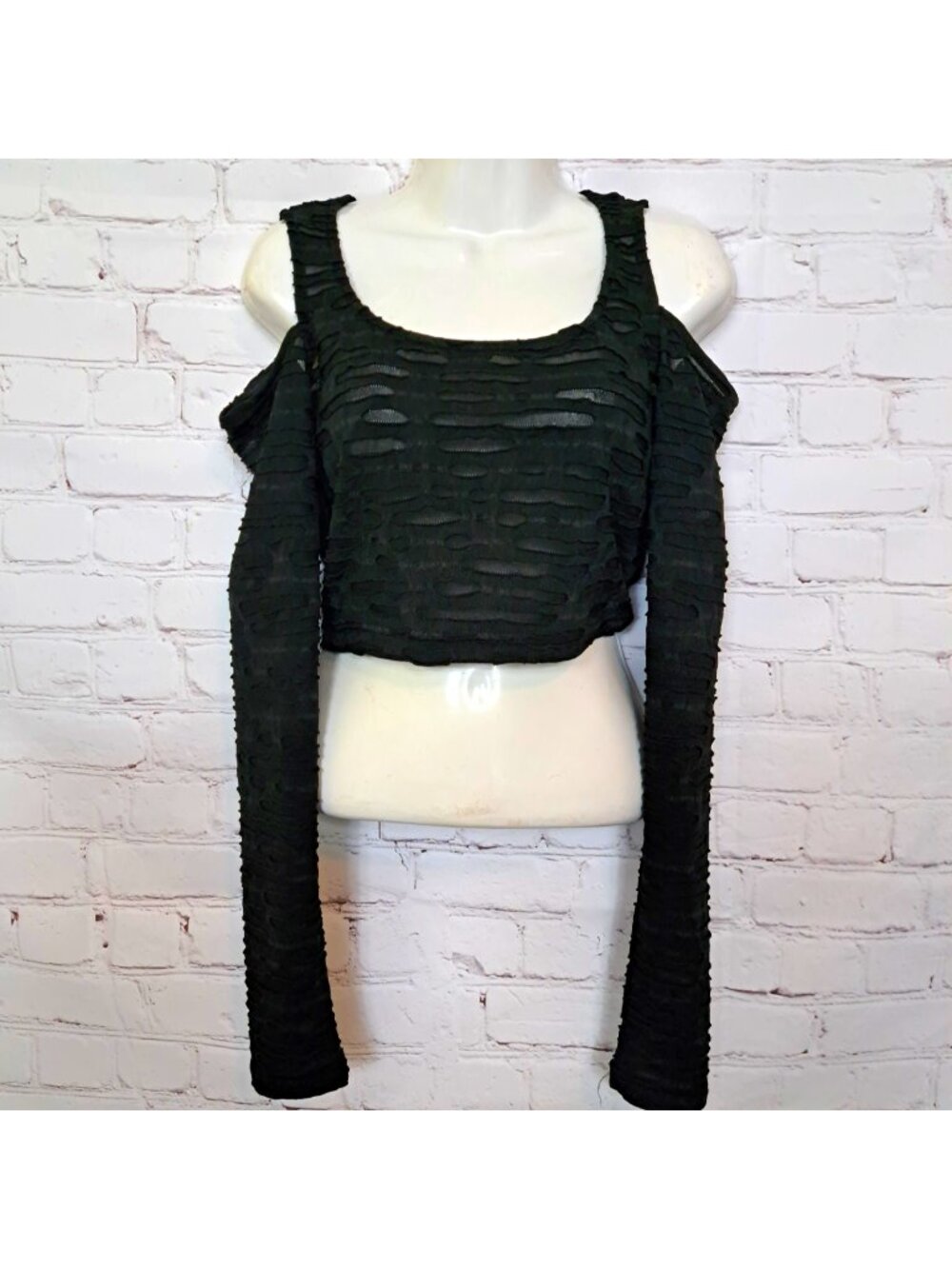 Fashion Nova NEW Cold Shoulder Semi Sheer Textured Crop Top Size Small